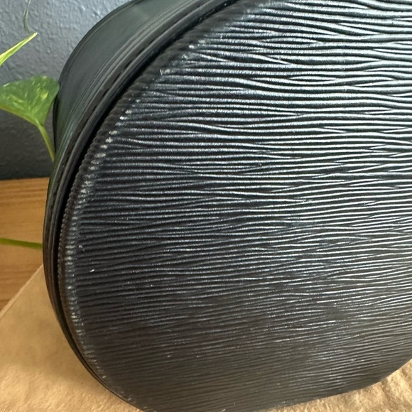 Louis Vuitton Epi Cannes Vanity Handbag Black Cosmetic Case - Picture 8 of 14